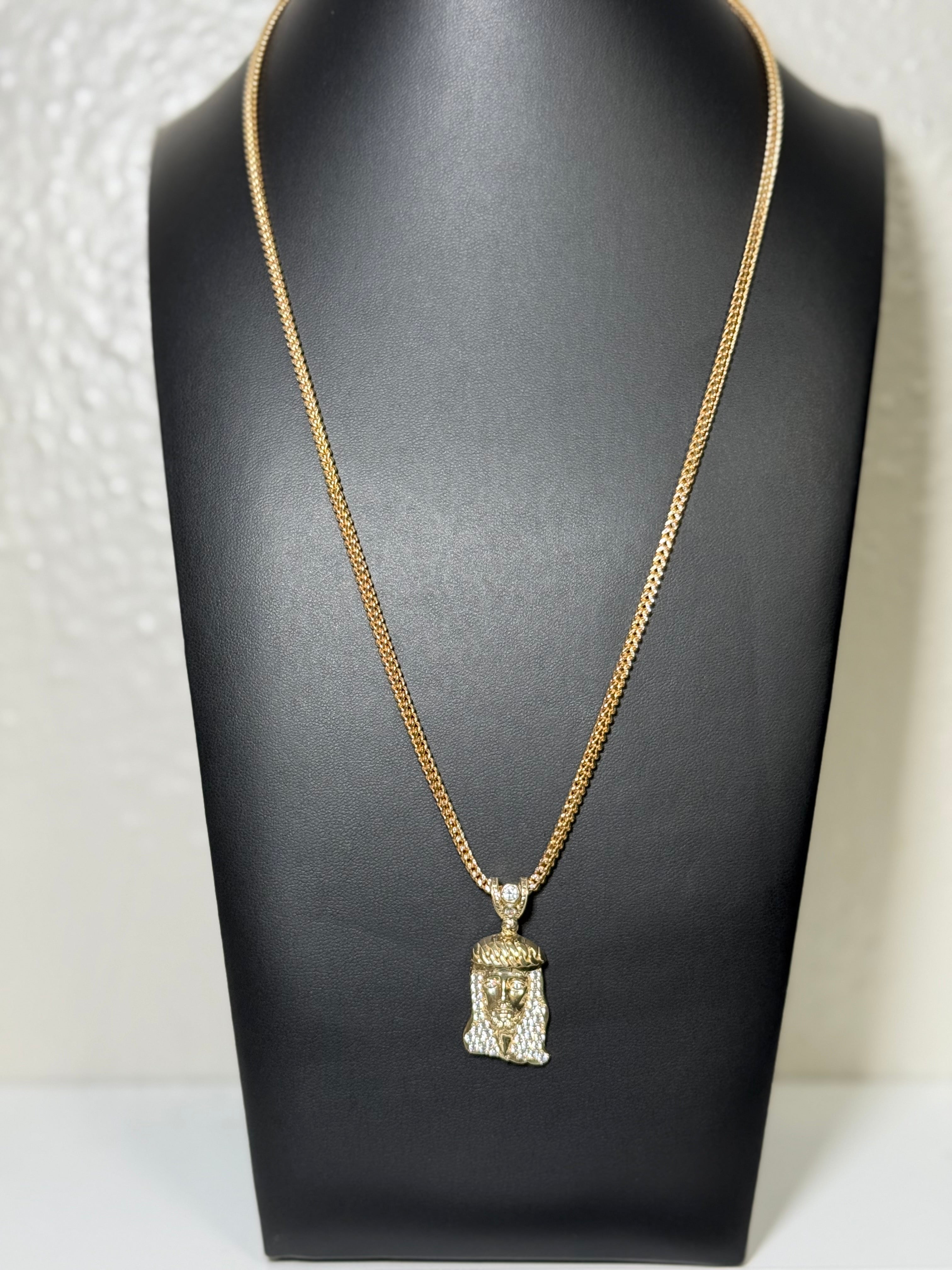 Cadena franco con dije de Jesús