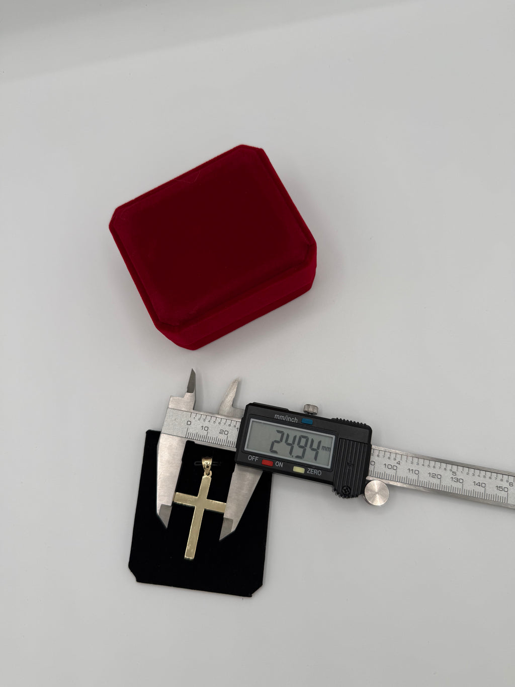 Colgante de cruz 10k