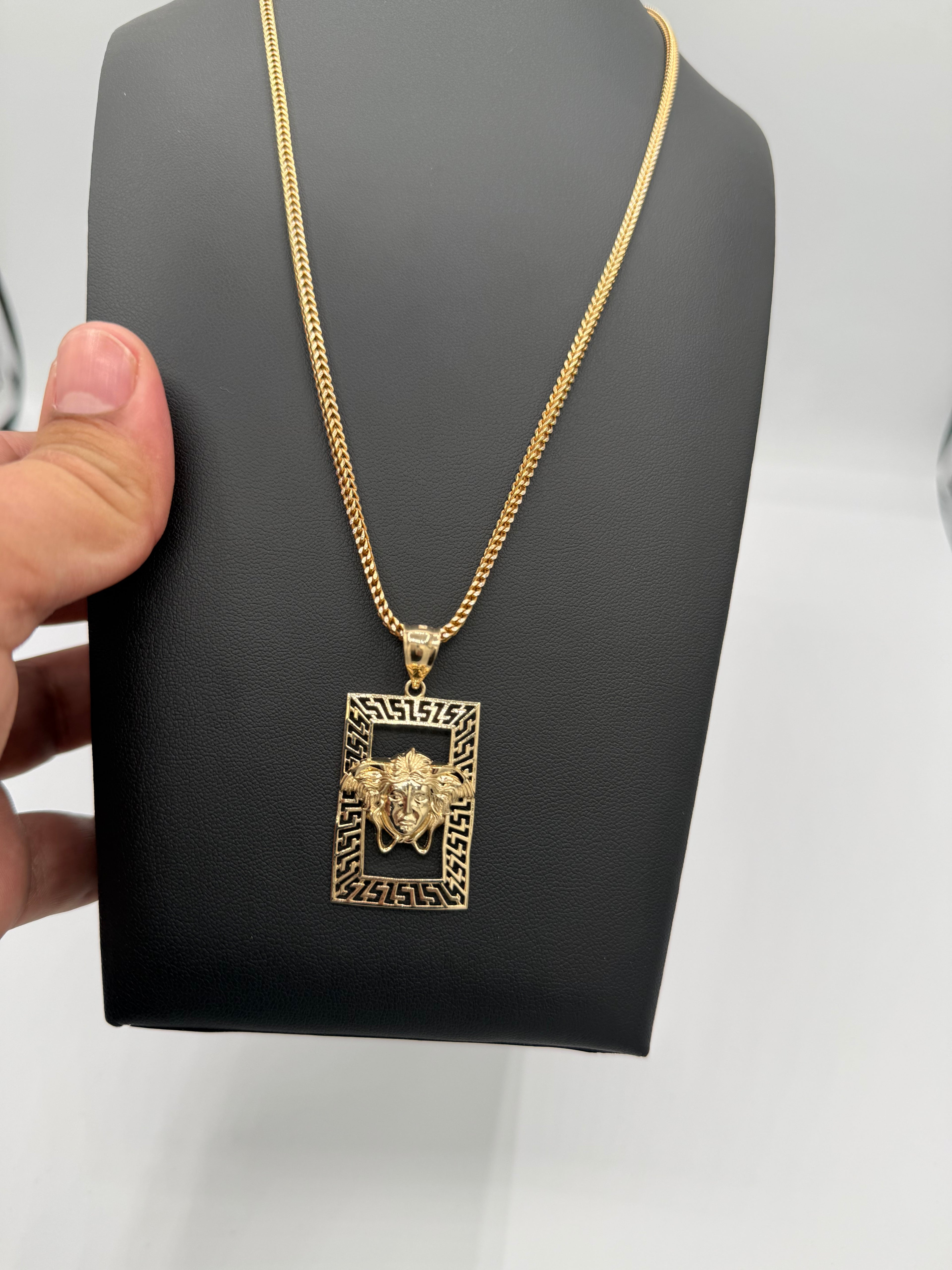 Cadena franco con dije